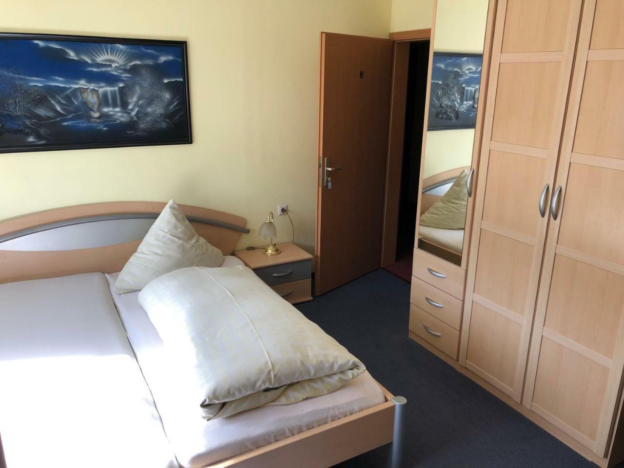 Hotel Cafe Waldeck Wuestenrot Εξωτερικό φωτογραφία